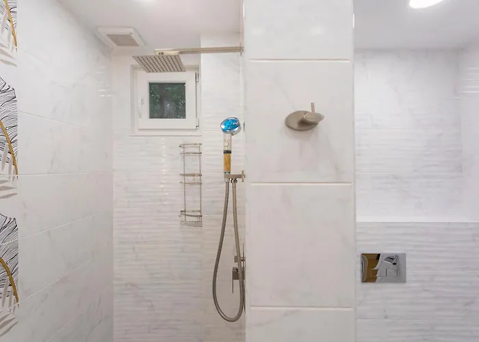 Apartment St Vitosha *